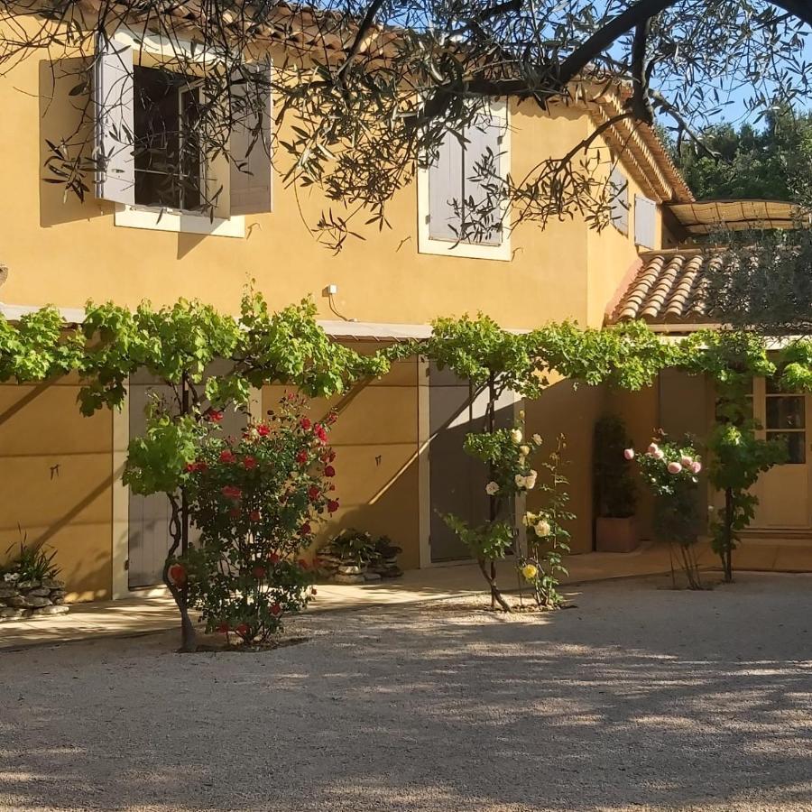Le Chant Du Coeur Roussillon  Exterior photo